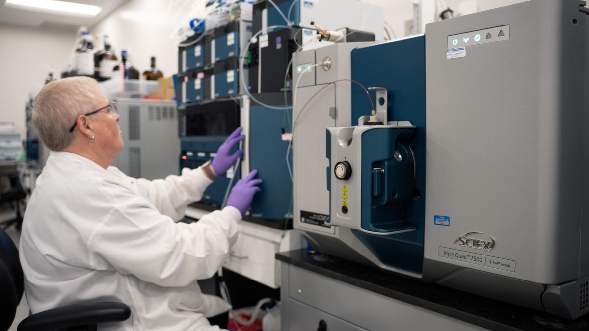 Large Molecule Bioanalysis by Hybrid LC-MS/MS | KCAS Bio